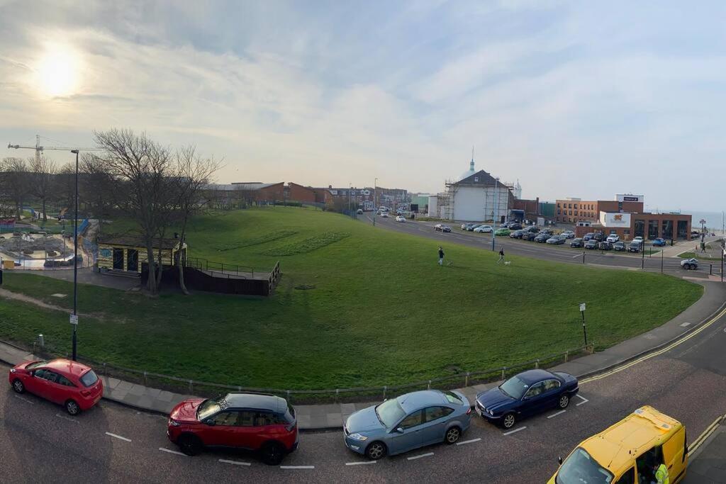 Hightide Seaside Apartment With Beach & Spanish City Views Whitley Bay Buitenkant foto